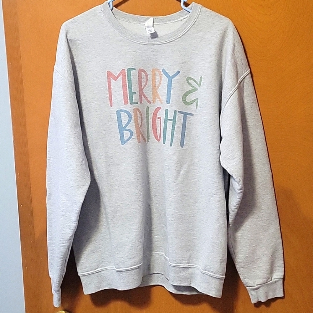 Merry & Bright Crewneck Sweatshirt - Light Gray